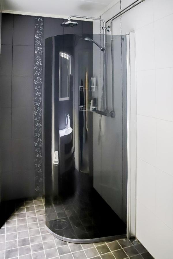 Neitsytniemen Kartanohotelli Virasoja Exterior foto
